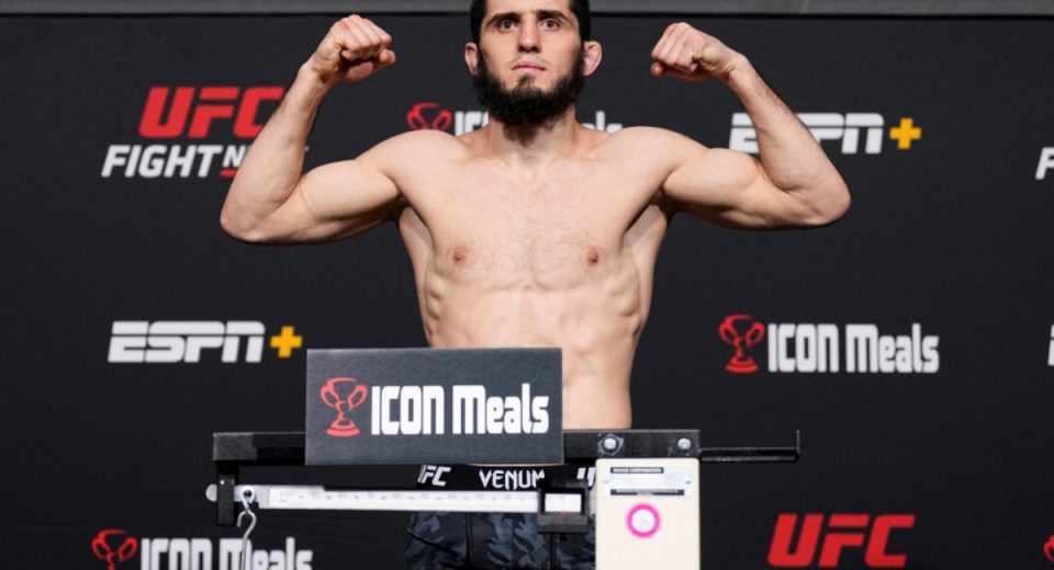 UFC 311 weigh-in results: Islam Makhachev, Arman Tsarukyan clock in before fight night
