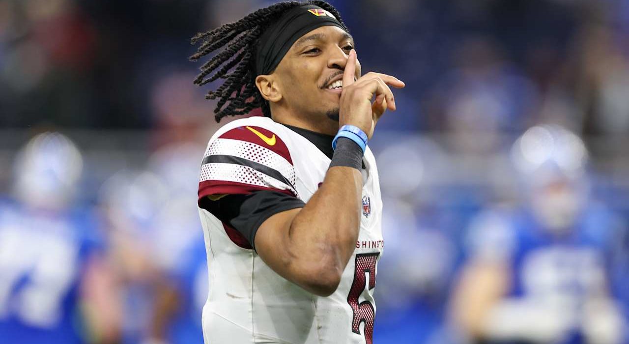 Jayden Daniels on leading Cinderella Commanders past top-seeded Lions: ‘I always believe’                          Jan 19, 2025