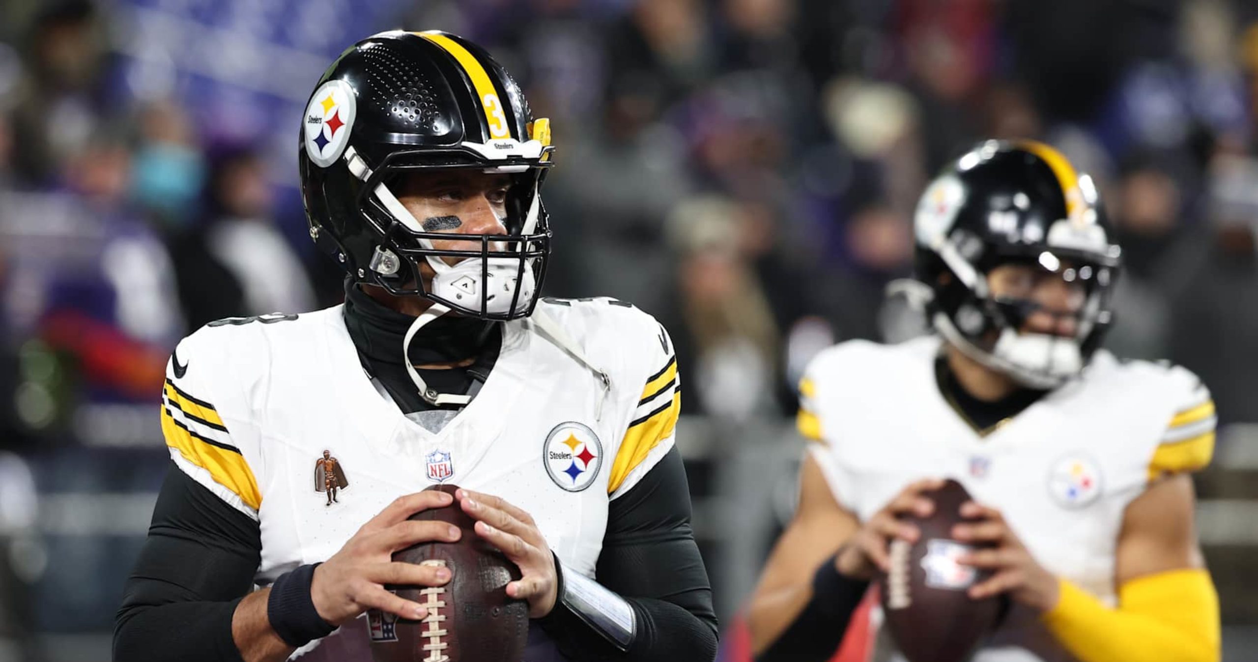 Steelers’ Rooney: QB Is ‘Priority,’ Plan to Keep 1 of Russell Wilson, Justin Fields