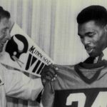 Cowboys hiring Derrick Foster to coach running backs