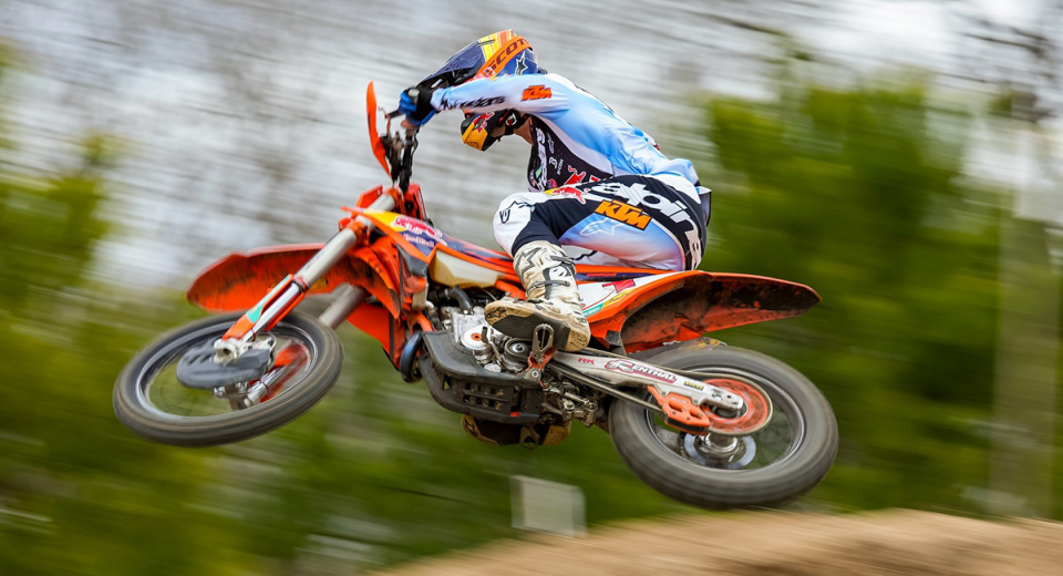 Liam Draper Makes History: A Major Break in the U.S. Sprint Enduro Series!