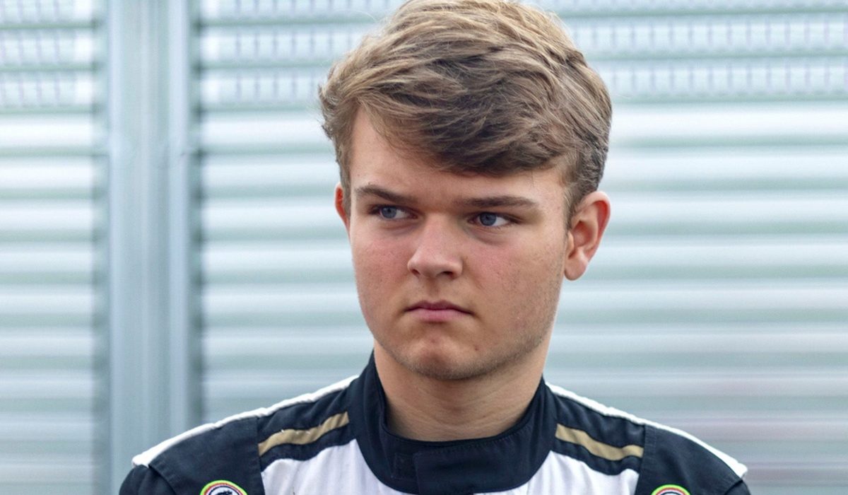 Magnussen’s brother to make car racing debut