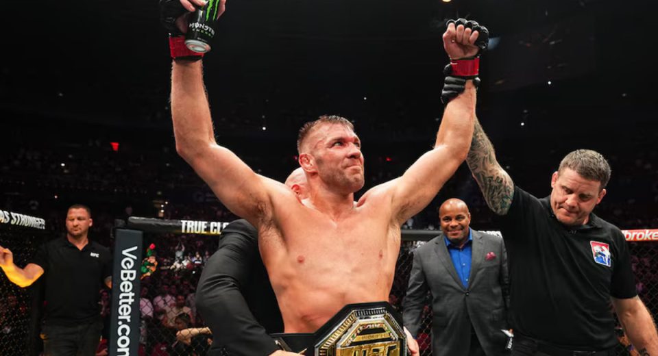 Dricus du Plessis focused on Khamzat Chimaev next, not Alex Pereira following UFC 312