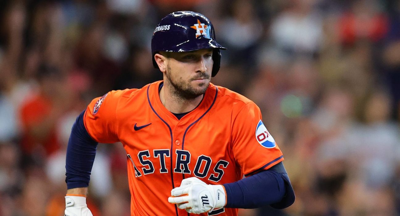 MLB Rumors: Astros FA Alex Bregman Likely to Sign Red Sox, Cubs or Tigers Contract