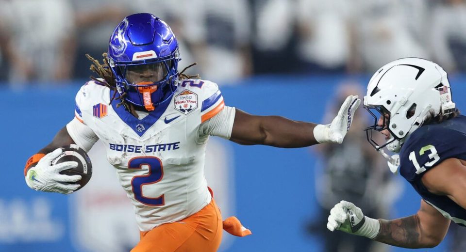 Raiders Predicted To Add Premier Backfield Partner for New QB Geno Smith Shockingly High in 2025 NFL Draft