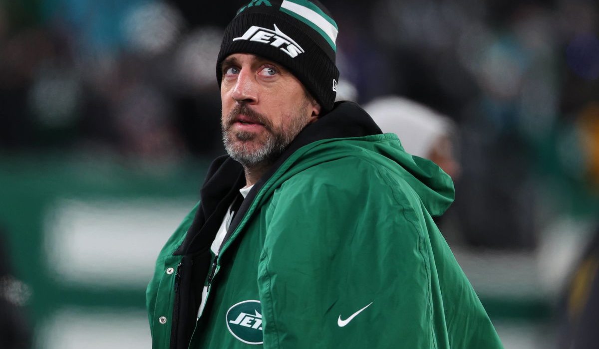 Aaron Rodgers Turns Attention to $3M Cause As 41-YO QB Waits for Vikings’ Decision and Considers Retirement