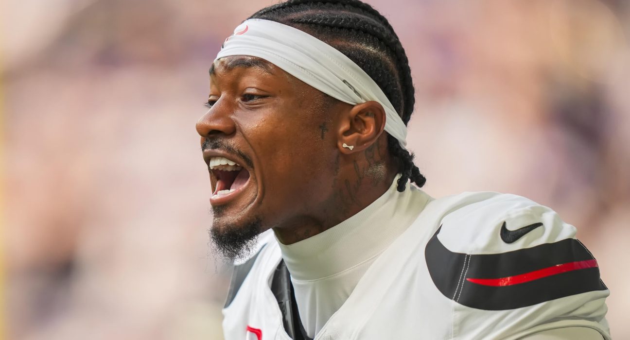 Stefon Diggs signs with Patriots: Fantasy Football fallout, 2025 outlooks for Drake Maye, more