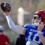 Detroit Lions Mock Draft Roundup: Tennessee EDGE Is Popular Selection