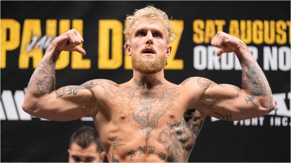 REPORT | Jake Paul set to box former WBC middleweight champ in his return to the ring