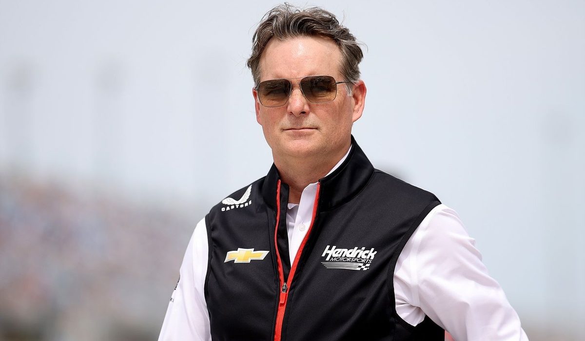 Jeff Gordon shares how Dr. Petty helped him in his NASCAR career