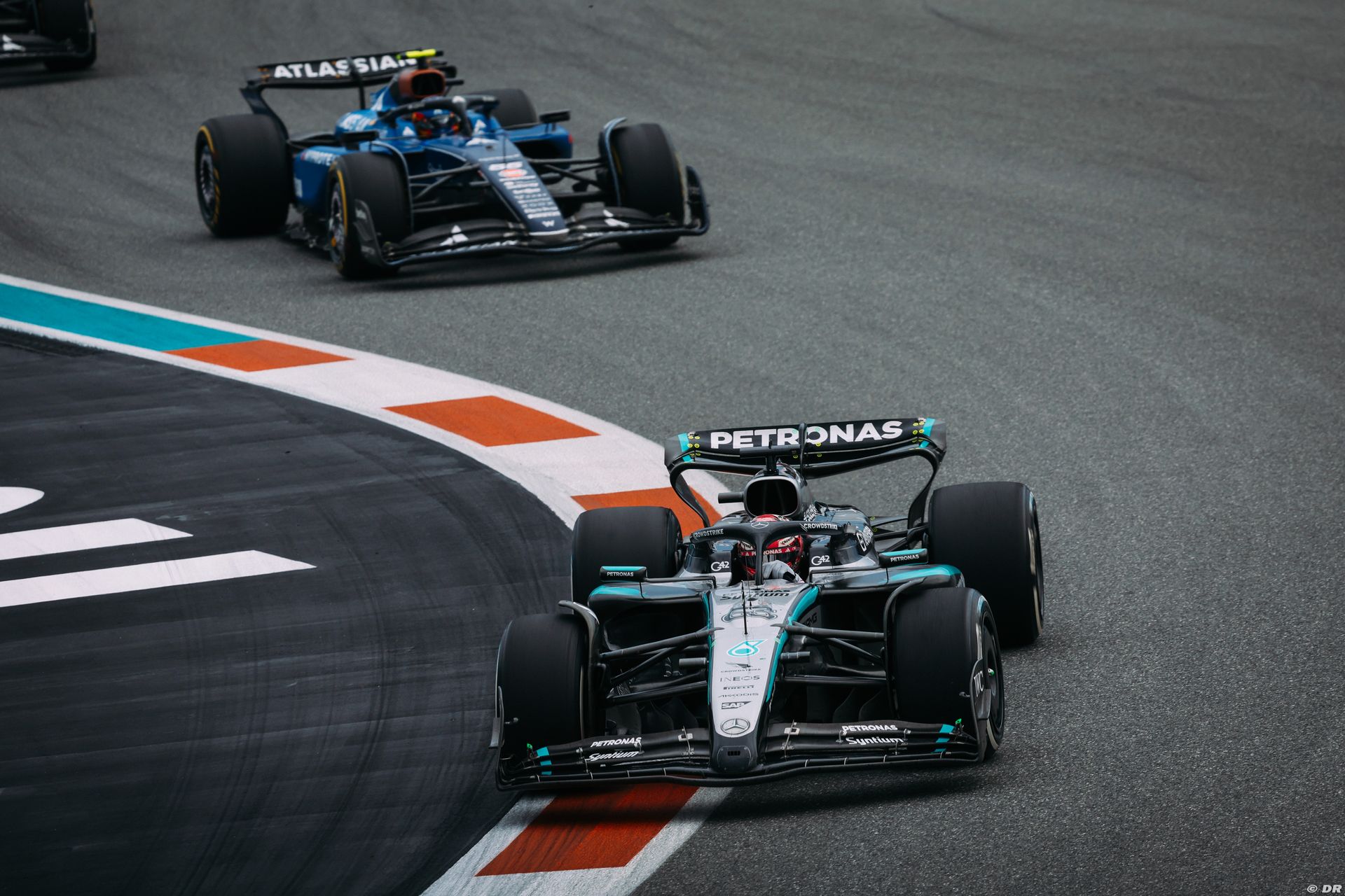 Mercedes F1 va lancer une salve d’évolutions pour la W16