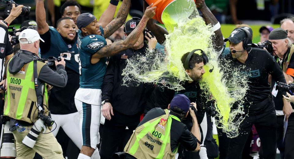 Nick Sirianni, Eagles agree to multi-year contract extension