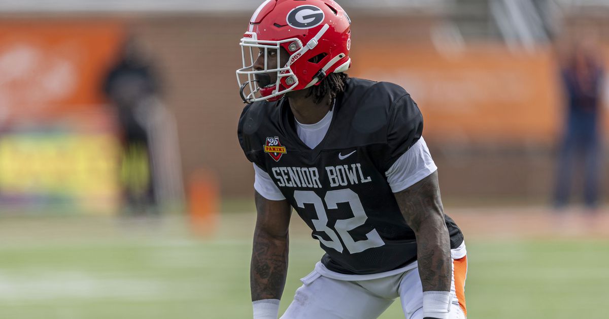 Eagles Film Review: Smael Mondon Jr. has the traits to develop into more than a backup