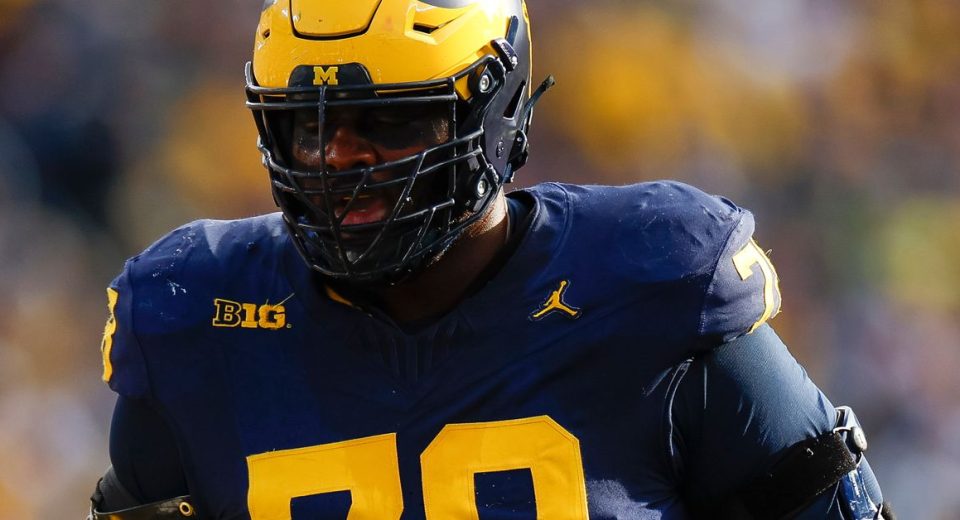 Eagles Film Review: Myles Hinton possesses the size to develop into a future starter