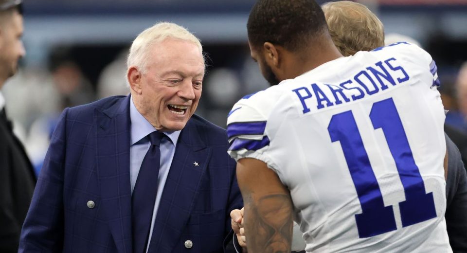 Micah Parsons reportedly ‘puzzled’ that Cowboys are costing themselves in contract negotiations