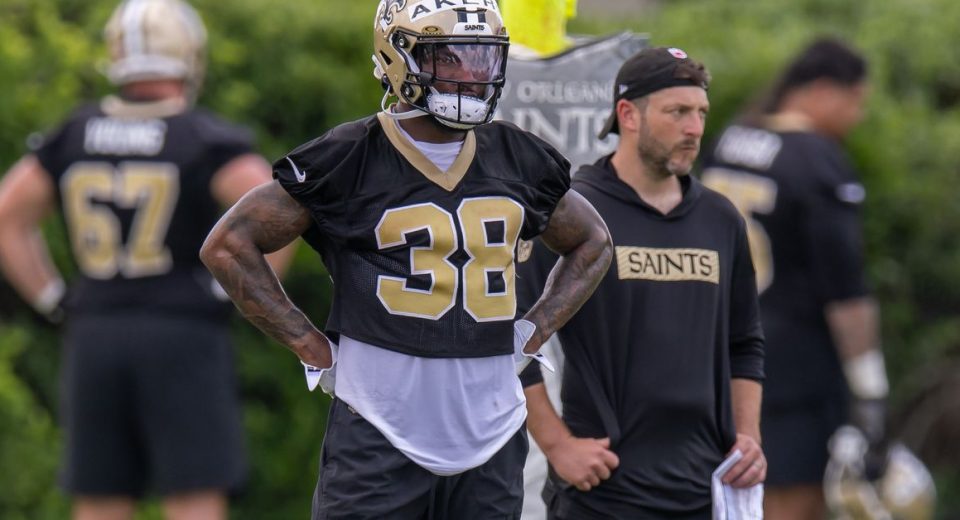 Saints signing RB Cam Akers after minicamp visit