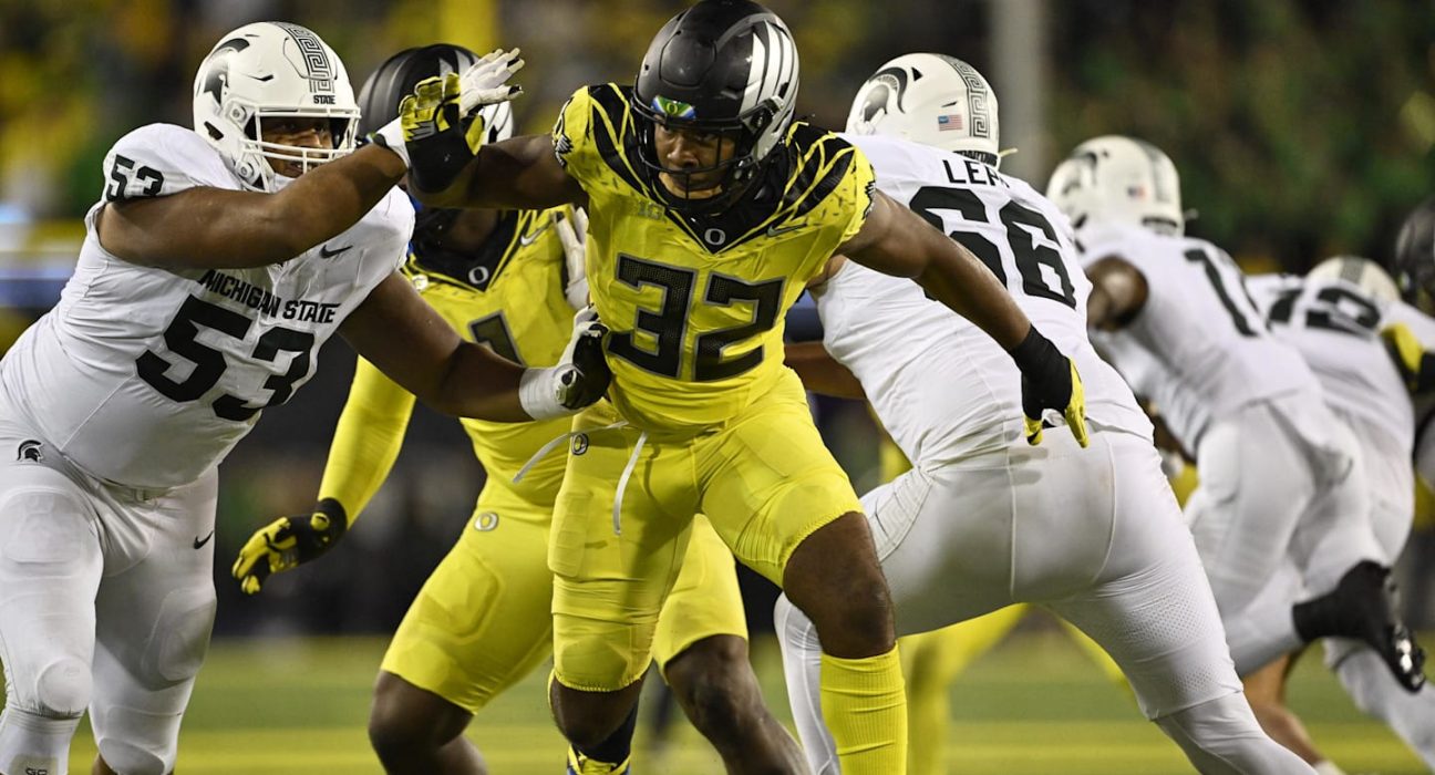 Oregon Ducks Four-Star Linebacker Commit Shuts Down Recruitment