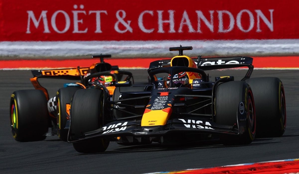 F1 Belgian GP: Max Verstappen fends off Oscar Piastri and Lando Norris for sprint race win