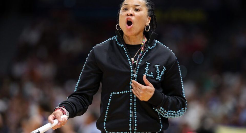 Dawn Staley Reveals Lofty Expectations for Gamecocks That Has Fans Planning Months in Advance