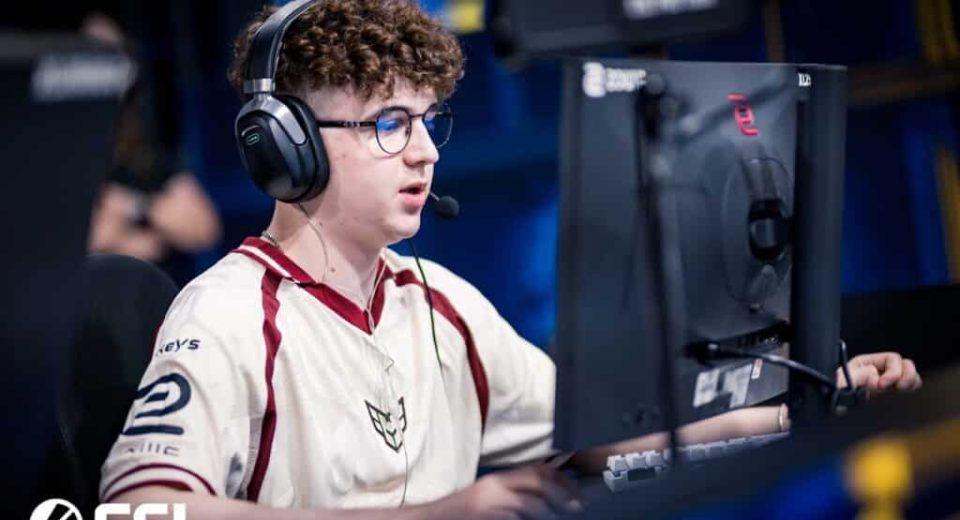 HEROIC benches gr1ks, signs Alkaren on loan
