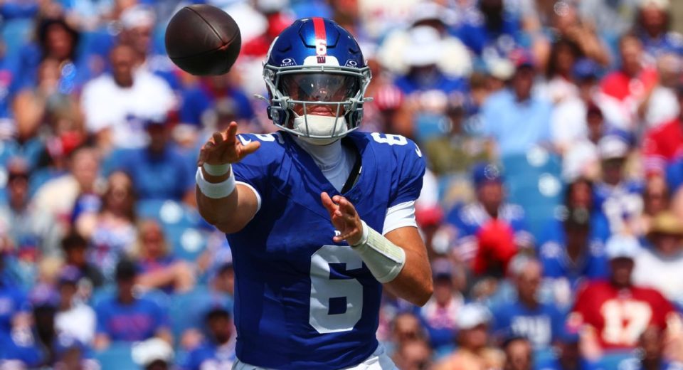 Giants rookie QB Dart ‘efficient, effective’ in debut