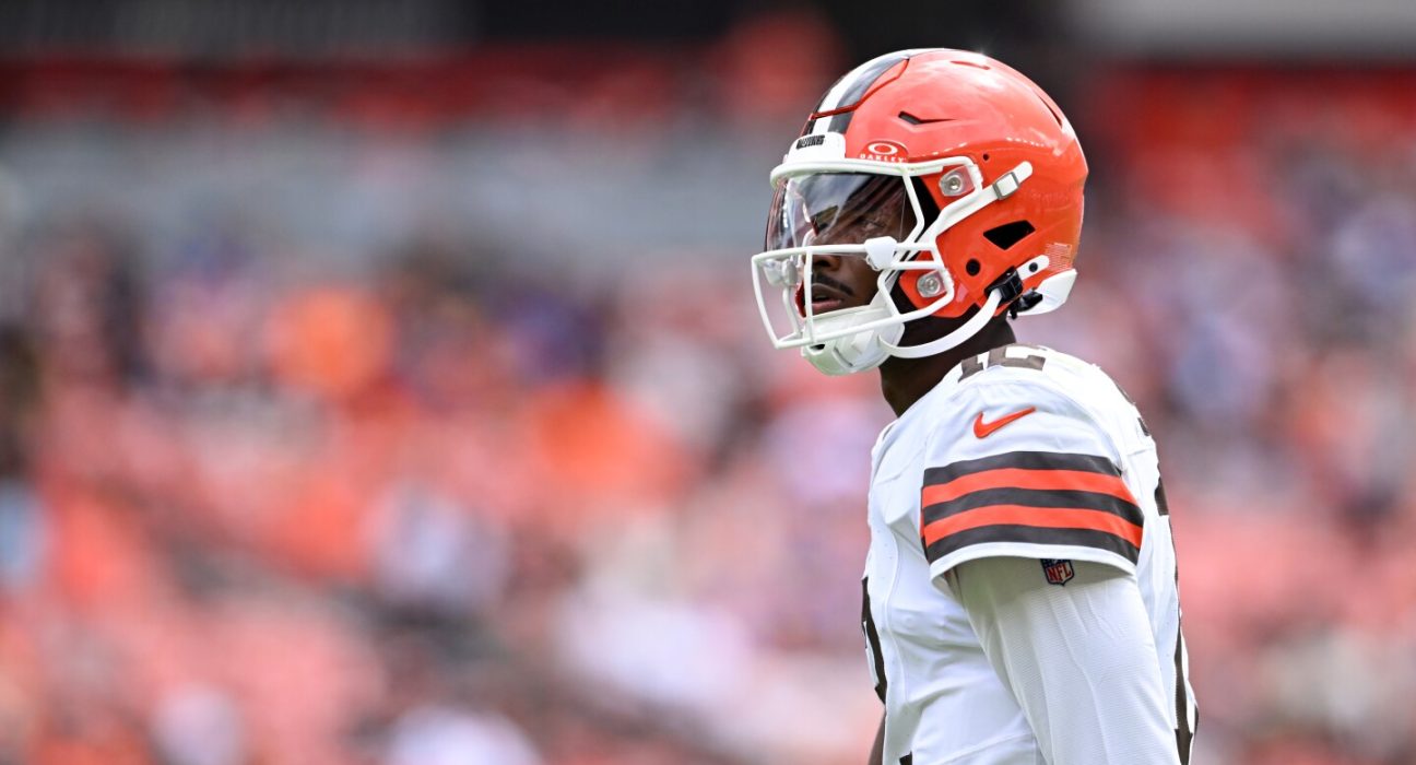 Shedeur Sanders' disappointing outing ends on bench: You want to be that dog