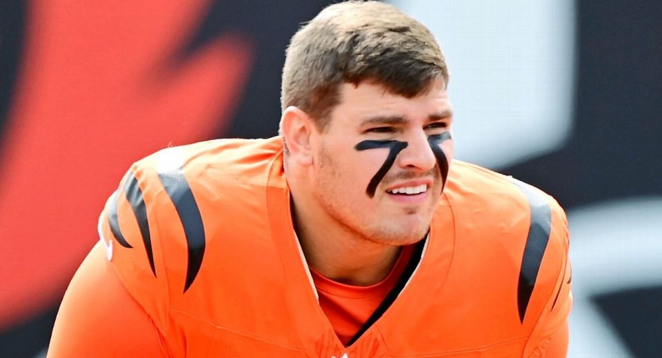 Bengals give star DE Hendrickson big pay bump