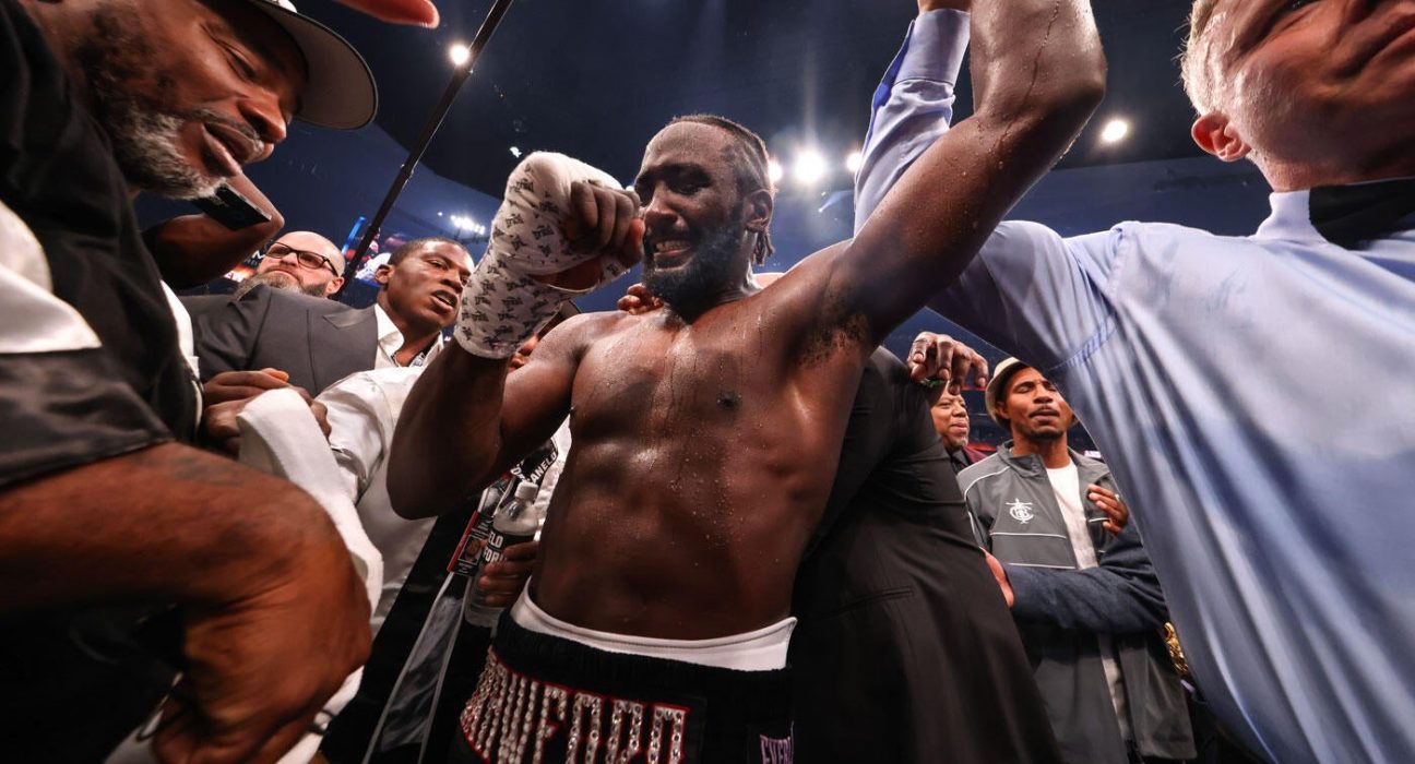 Terence Crawford makes his case as best fighter of his generation with all-time outing against Canelo Alvarez