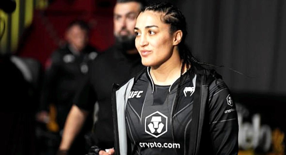 Tatiana Suarez decisions Amanda Lemos at Noche UFC