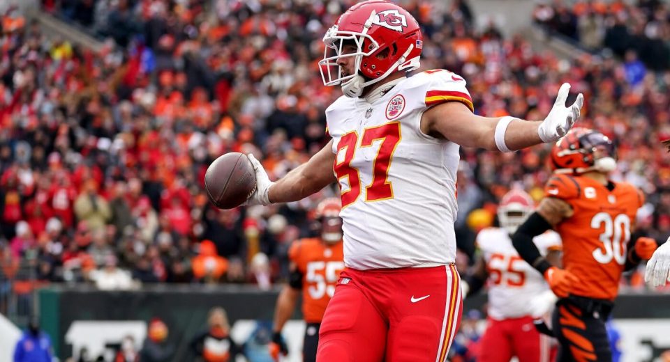 NFL Week 3 picks and score predictions: Winless Giants take Chiefs to the wire, 49ers edge unbeaten Cardinals
