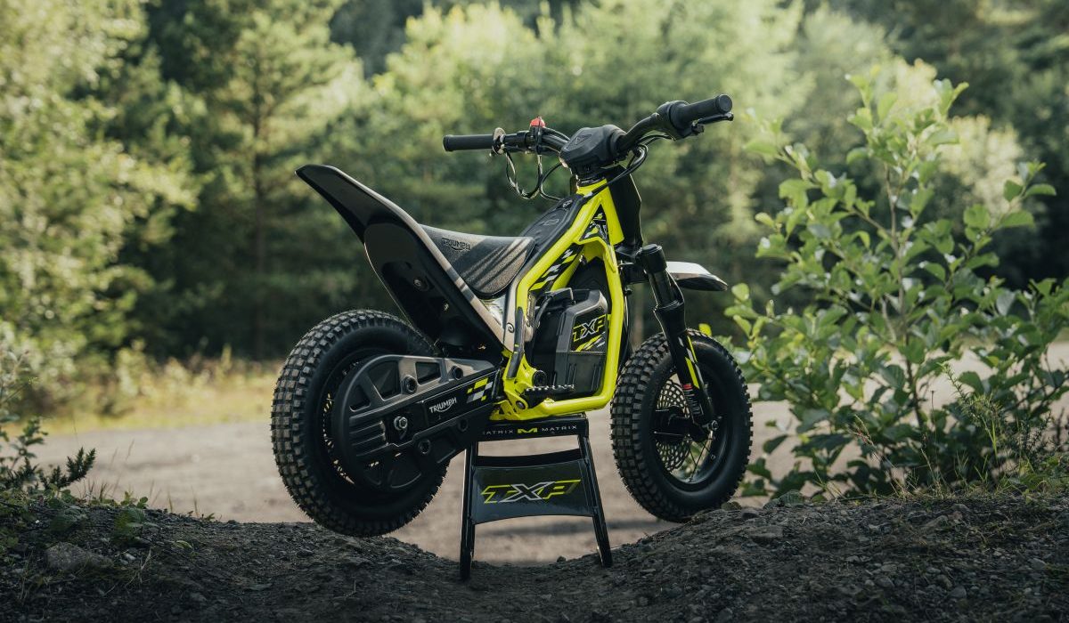 TRIUMPH ANNOUNCES OSET ELECTRIC MOTORCYCLES