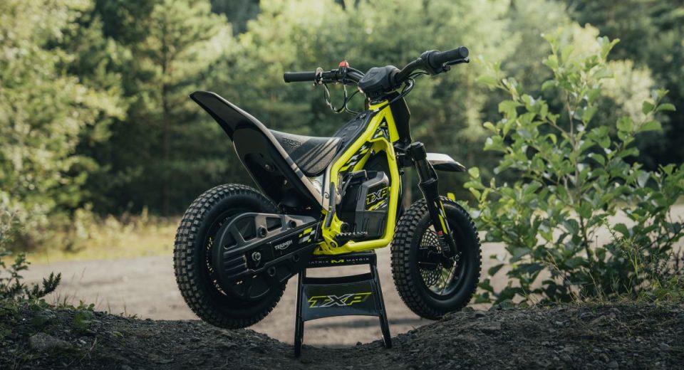 TRIUMPH ANNOUNCES OSET ELECTRIC MOTORCYCLES