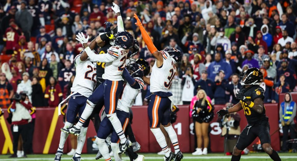 Bears vs. Commanders: Monday Night Football Open Thread
