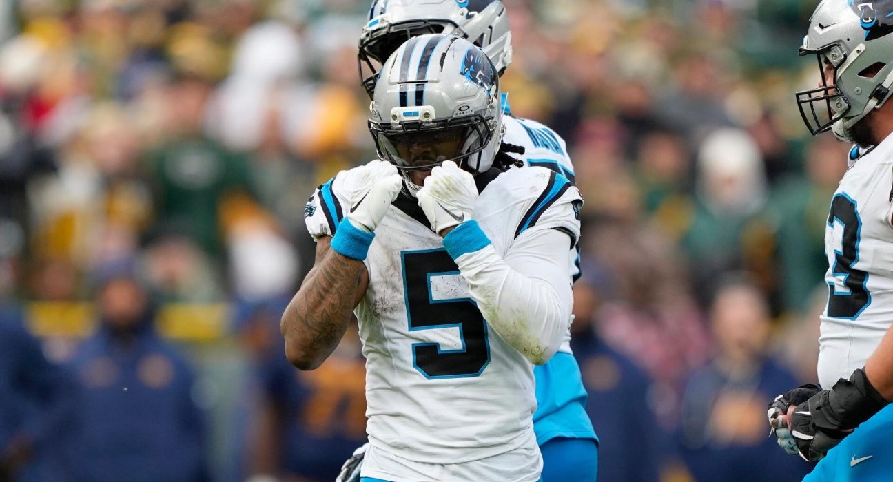 Panthers’ Rico Dowdle fined by NFL for ‘two pumps’ celebration vs. Packers, launches GoFundMe in response