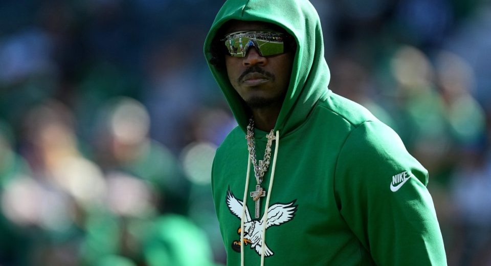 Eagles News: A.J. Brown addresses questions about trade rumors