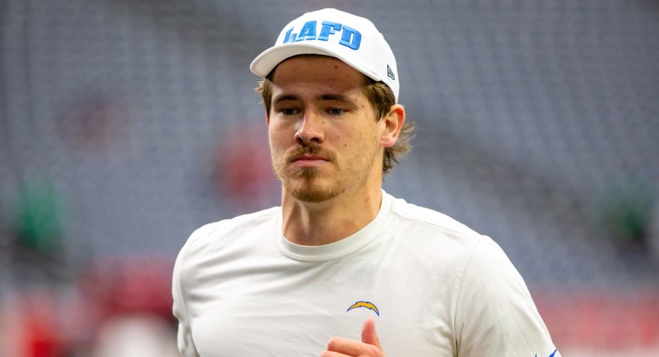Chargers QB Justin Herbert Breaks Silence on Maxx Crosby Incident After Announcing Injury Update