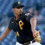 Cowboys WR Lamb suffers concussion, ruled out