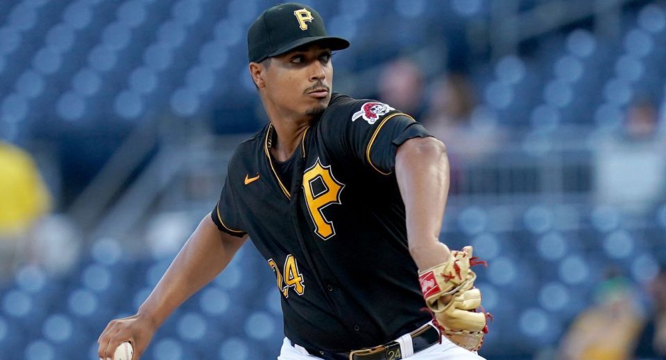 Pirates send Oviedo to Red Sox in 5-player deal