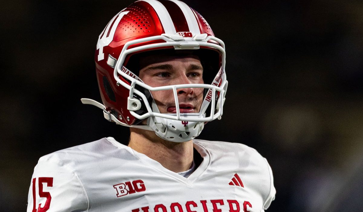 Fernando Mendoza Breaks Down in Tears as Curt Cignetti Puts College Football on Alert With 9-Word Statement