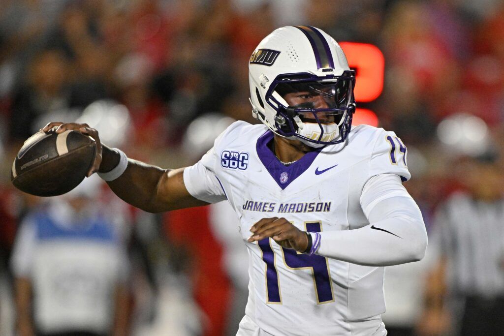 College Football Bowl Projections 2025: Final Playoff and CFB Bowl Game Predictions After Week 15