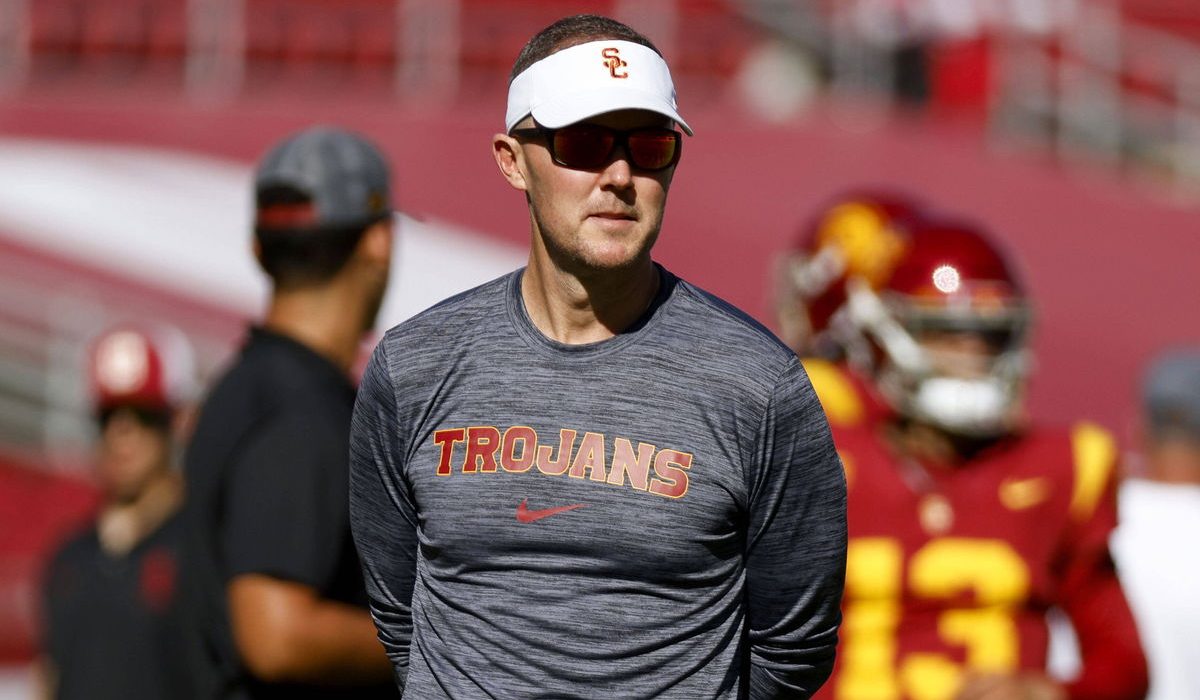 Lincoln Riley Clears Stance on Bowl Game Value as USC Faces Mounting Exodus