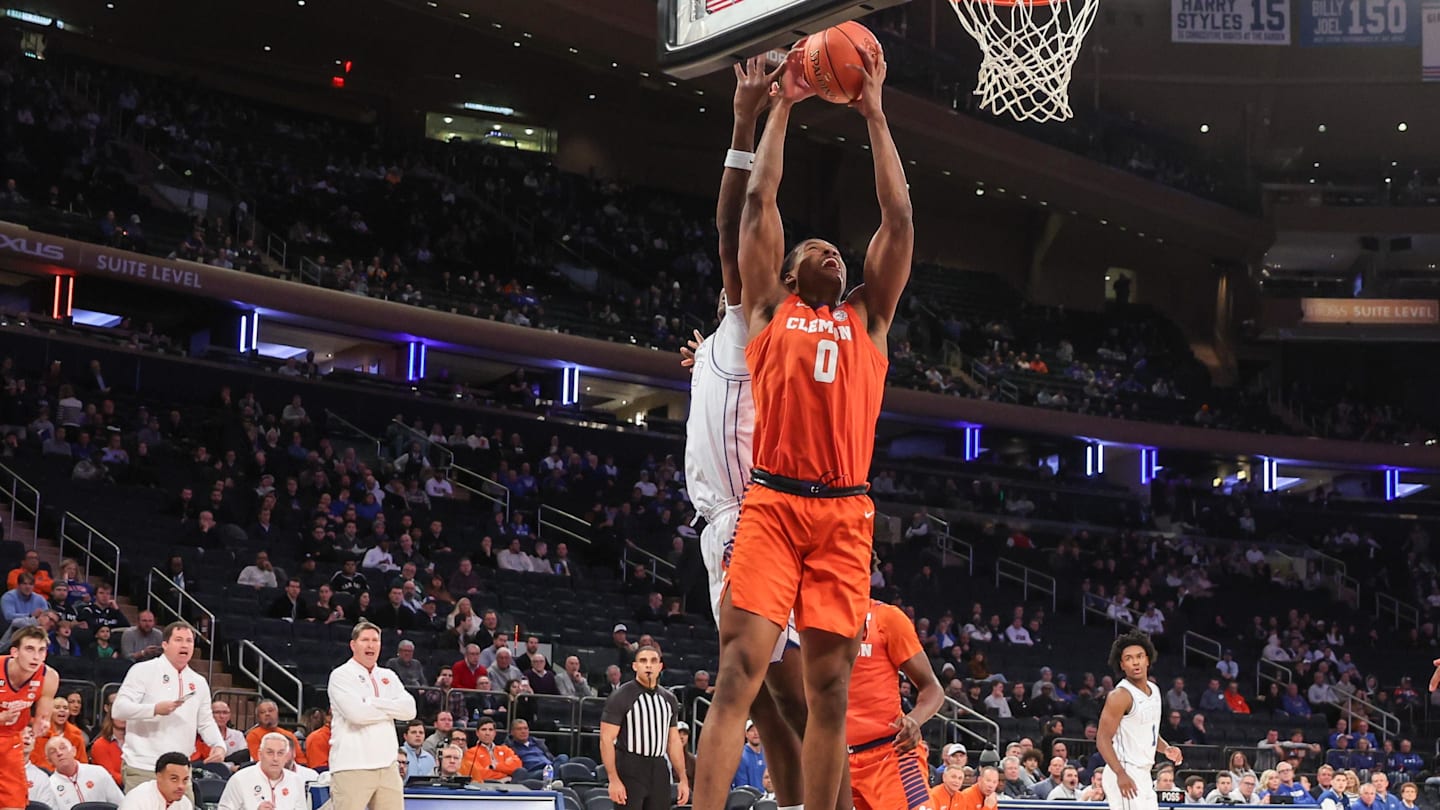 Clemson’s Defense Takes Care Of South Carolina, Picks Up Palmetto Series Win