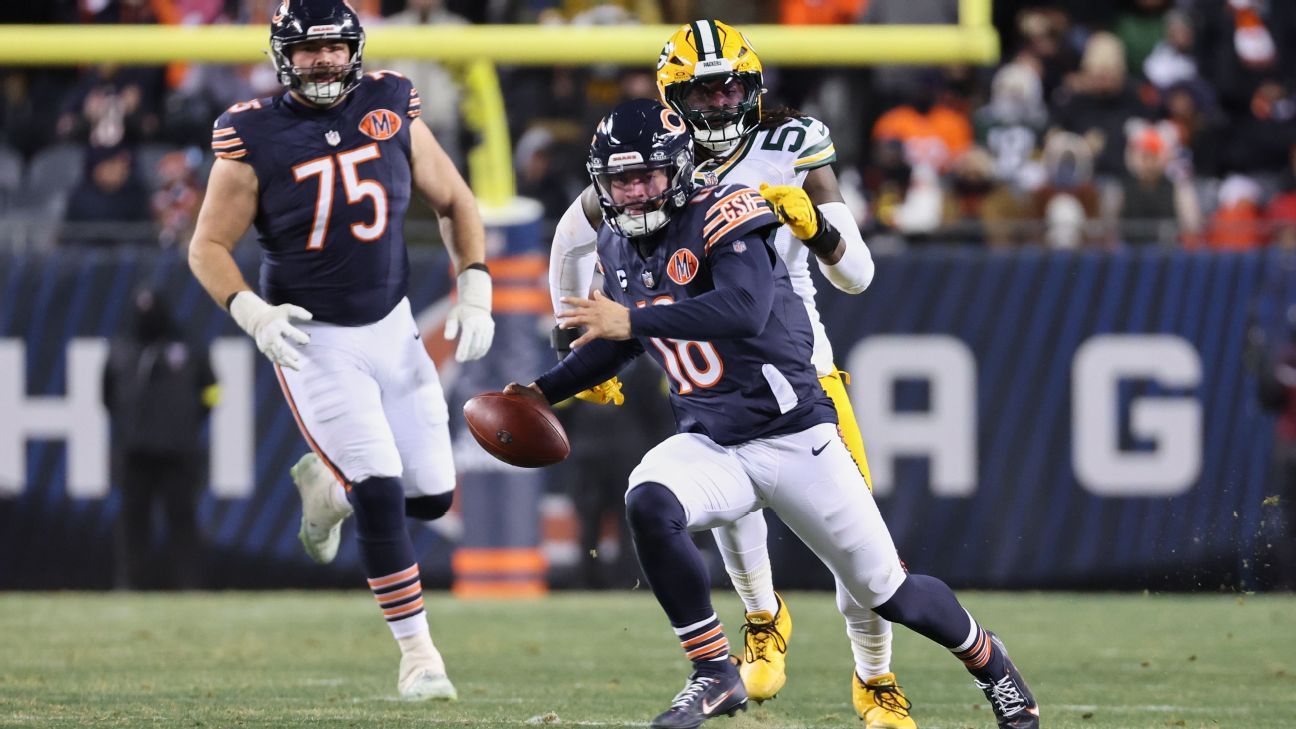 The Playbook: Shadow Reports, lineup locks for Week 17
