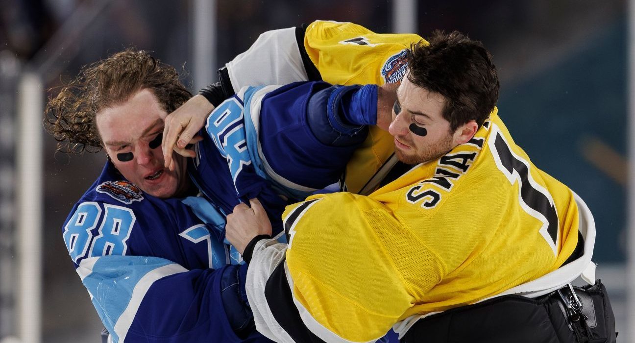 Lightning say goalie fight key in historic comebac…