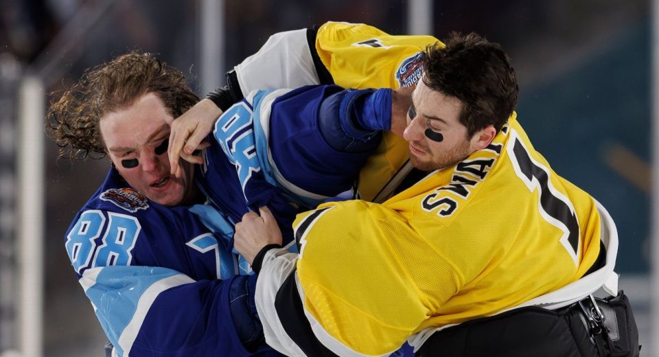 Lightning say goalie fight key in historic comebac…
