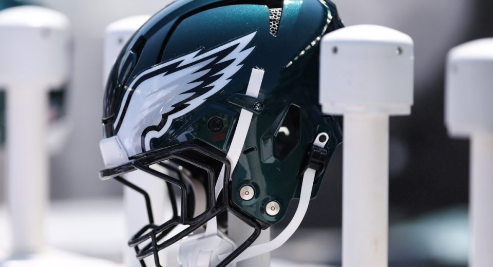 Eagles assistant linebackers coach joins the Raiders