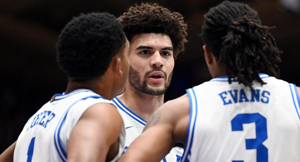 Duke vs. Michigan prediction, pick, odds, spread: No. 3 Blue Devils, No. 1 Wolverines meet in marquee showdown