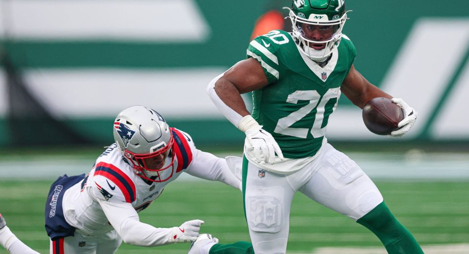 ‘Free Breece Hall From This Prison’ — NFL World Reacts to Jets Placing Franchise Tag on Star RB Before Free Agency