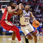 Tennessee Advances to 4th Consecutive Sweet 16 After Beating Virginia, 79-72