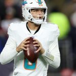 Islanders unable to erase poor first period in 4-3 loss to Blackhawks